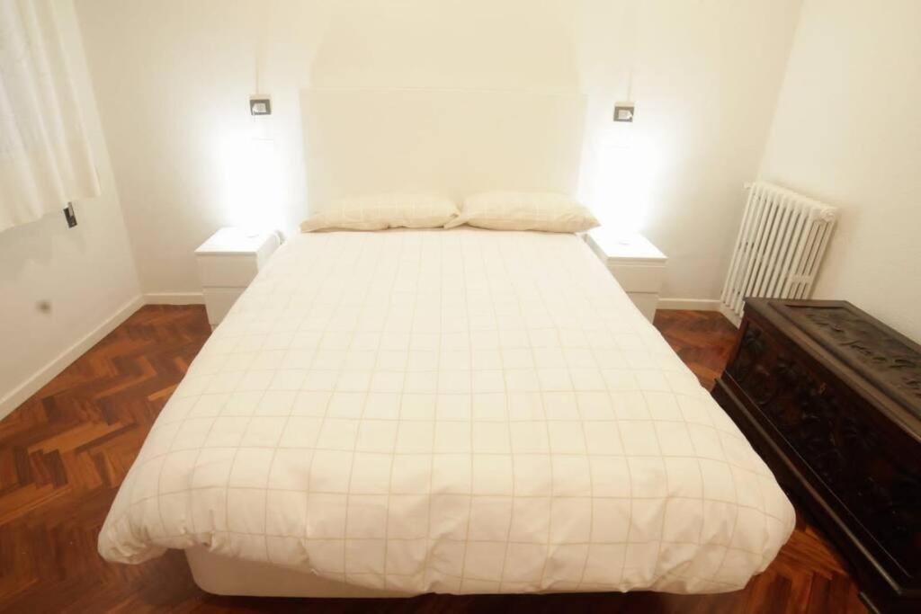 Piso Lujo En Gran Via Con Garaje Apartamento Vigo Exterior foto